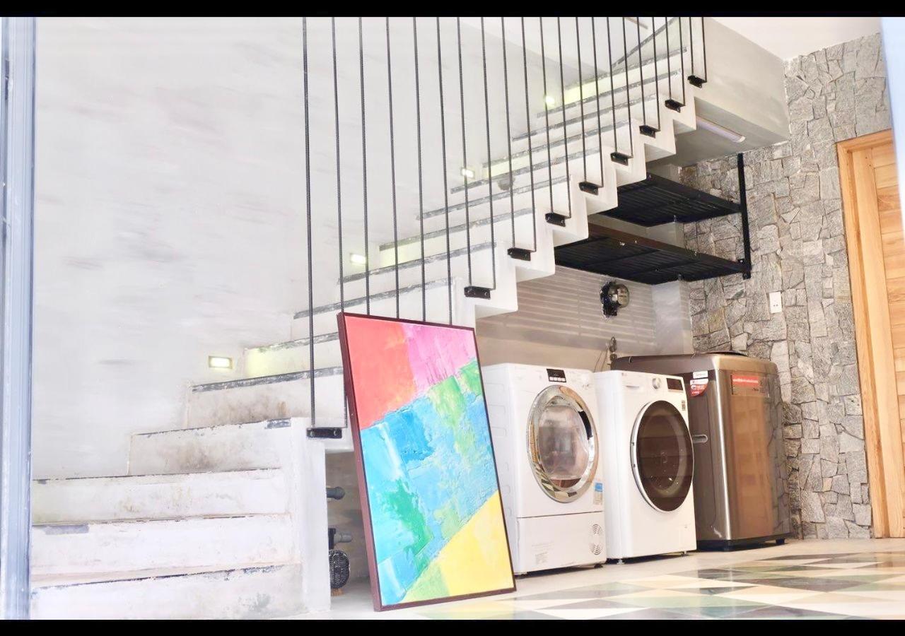 6 Bedroom House - Best Location - 5Mins My Khe Beach 다낭 외부 사진