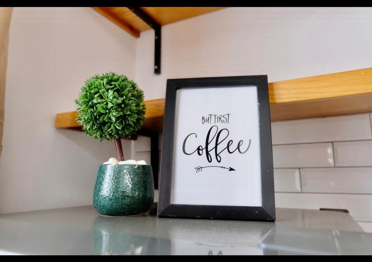 6 Bedroom House - Best Location - 5Mins My Khe Beach 다낭 외부 사진