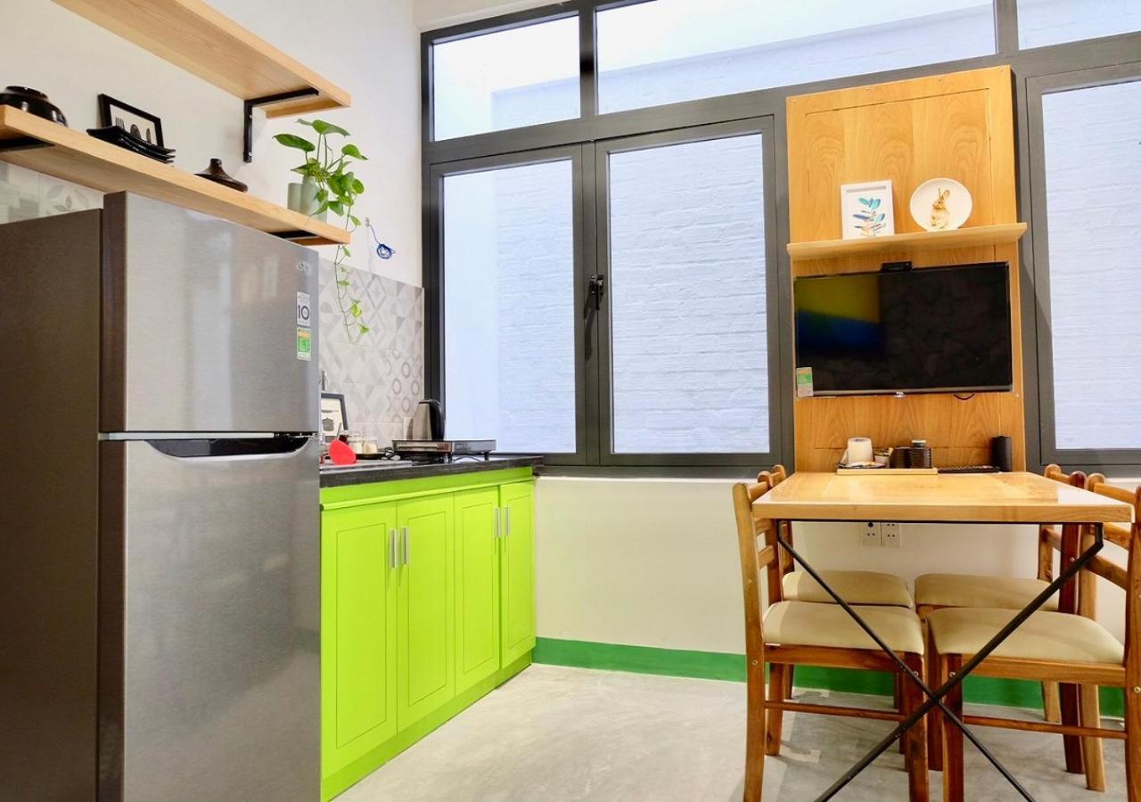 6 Bedroom House - Best Location - 5Mins My Khe Beach 다낭 외부 사진
