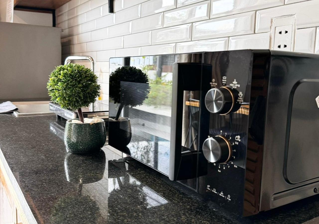 6 Bedroom House - Best Location - 5Mins My Khe Beach 다낭 외부 사진