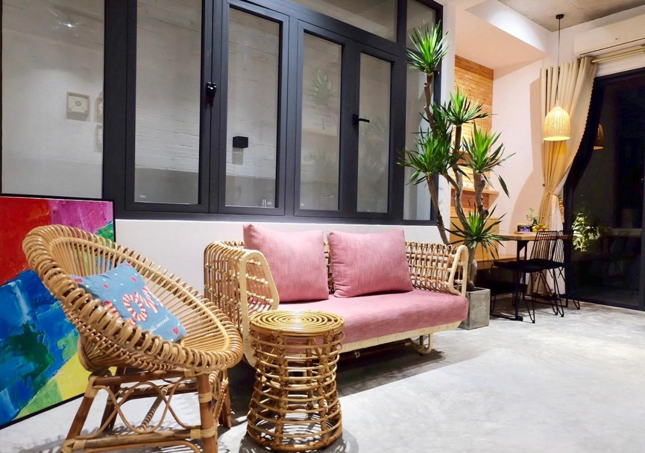 6 Bedroom House - Best Location - 5Mins My Khe Beach 다낭 외부 사진